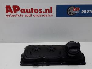 Usados Tapa de válvulas Audi A6 (C5) 2.5 TDI V6 24V Precio € 35,00 Norma de margen ofrecido por AP Autos