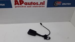 Used Front seatbelt buckle, right Audi A6 Avant Quattro (C6) 3.2 V6 24V FSI Price € 15,00 Margin scheme offered by AP Autos