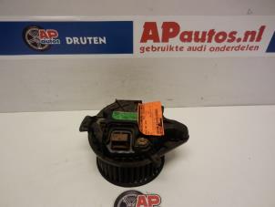 Usagé Ventilateur chauffage Audi A4 (B6) 1.9 TDI PDE 130 Prix € 19,99 Règlement à la marge proposé par AP Autos