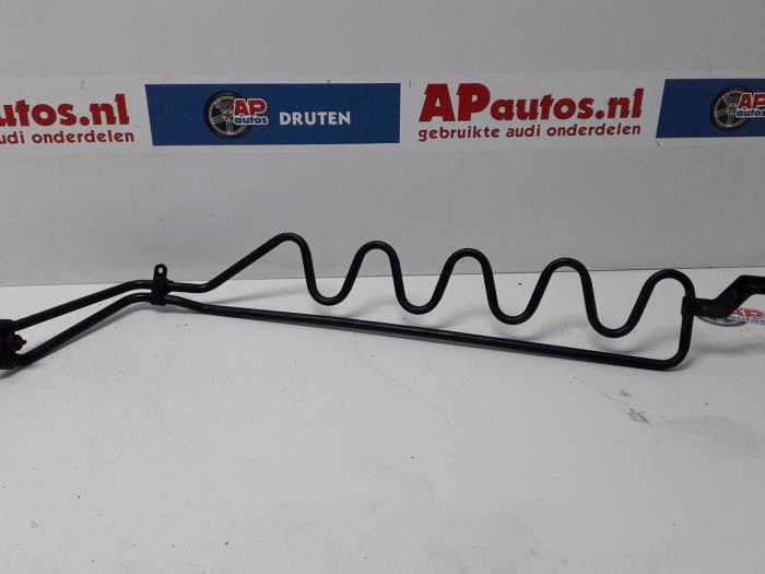 Usagé Radiateur d'huile Audi A6 Avant (C5) 2.5 TDI V6 24V Prix € 20,00 Règlement à la marge proposé par AP Auto's