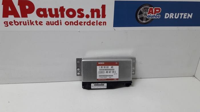 ABS Steuergerät van een Audi A6 (C4) 1.8 20V 1997