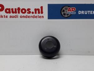 Usados Polea de bomba de agua Audi A6 Avant (C5) 2.5 TDI V6 24V Precio € 9,99 Norma de margen ofrecido por AP Autos
