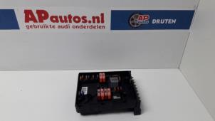 Usagé Boîte à fusibles Audi A3 (8P1) 2.0 TDI 16V Prix € 30,00 Règlement à la marge proposé par AP Autos