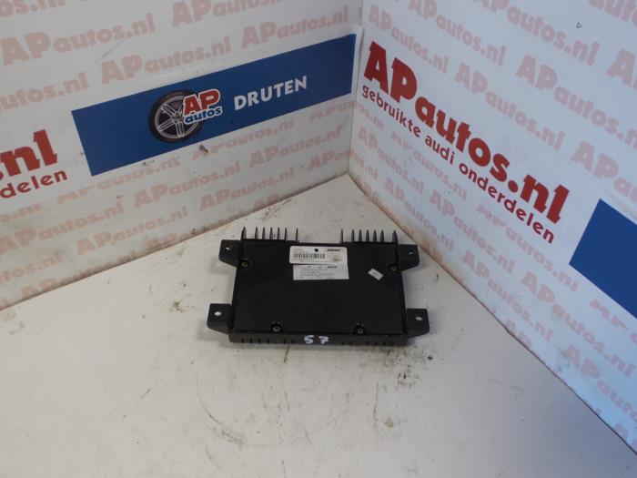 Radio amplifier from a Audi S3 (8P1) 1.8 T 20V 2003