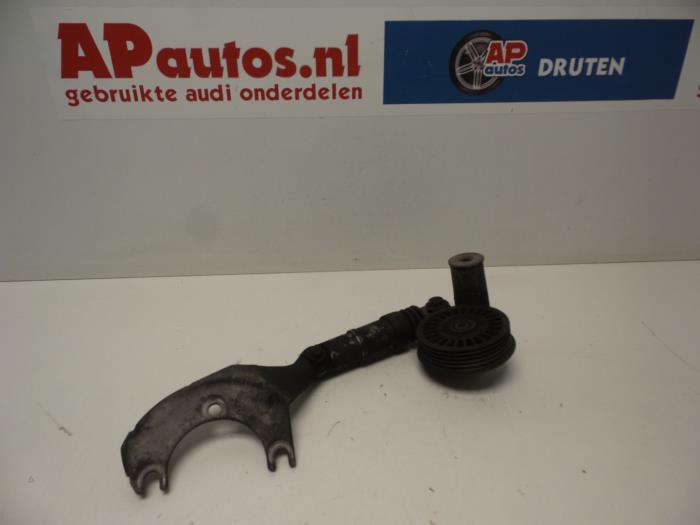 Usados Rodillo tensor correa múltiple Audi A4 Avant (B5) 1.9 TDI Precio € 14,99 Norma de margen ofrecido por AP Auto's