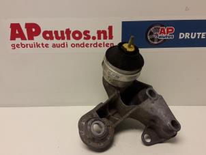 Usagé Support moteur Audi A6 Avant (C5) 1.9 TDI 130 Prix € 19,99 Règlement à la marge proposé par AP Autos