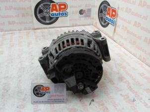 Dynamo från en Audi A4 (B6) 2.0 FSI 16V 2002