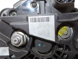Dynamo från en Audi A4 (B6) 2.0 FSI 16V 2002