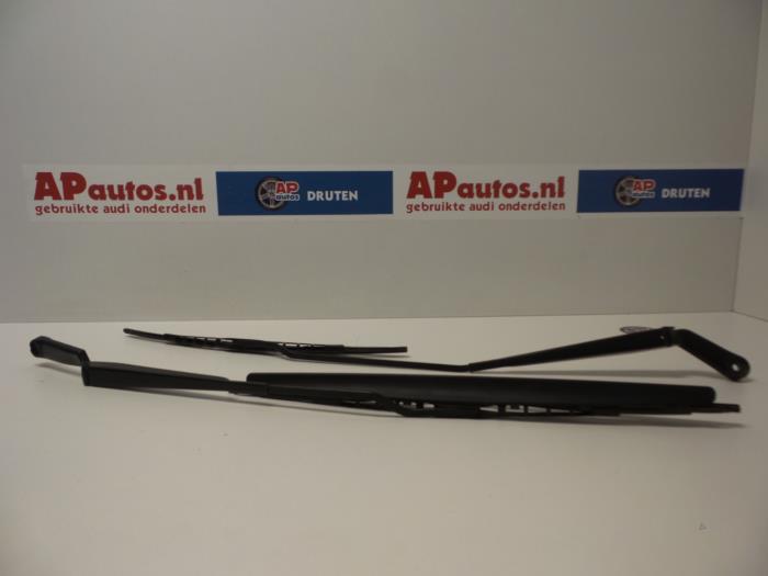Gebrauchte Wischerblatt Set Audi A3 (8L1) 1.8 20V Preis € 25,00 Margenregelung angeboten von AP Auto's