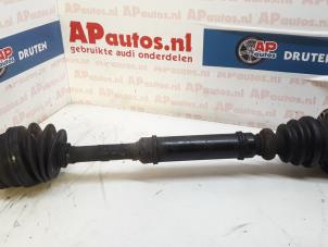 Usagé Arbre de transmission avant droit Audi A4 (B5) 1.8 20V Prix € 24,99 Règlement à la marge proposé par AP Autos