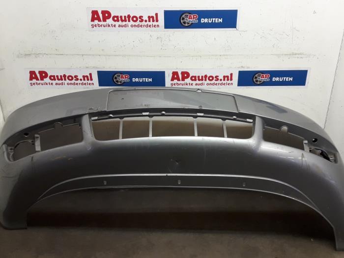 Usados Parachoques Audi A6 Avant Quattro (C5) 2.5 TDI V6 24V Precio € 99,99 Norma de margen ofrecido por AP Auto's