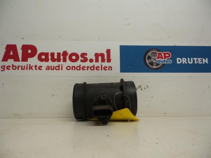 Gebrauchte Luftmassenmesser Audi A4 Avant (B5) 2.5 TDI V6 24V Preis € 19,99 Margenregelung angeboten von AP Auto's