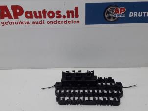 Used Relay holder Audi TT (8N3) 1.8 20V Turbo Quattro Price € 19,99 Margin scheme offered by AP Autos