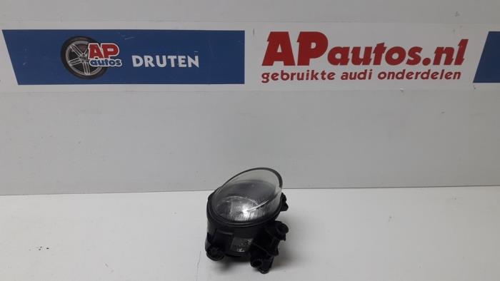 Fog light, front right from a Audi A5 Sportback (8TA)  2011