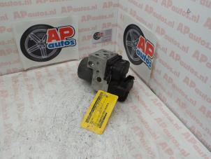 Używane Pompa ABS Audi A4 (B5) 2.4 30V Cena € 50,00 Procedura marży oferowane przez AP Autos