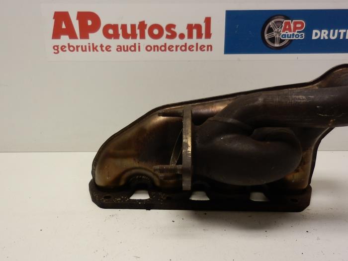 Gebrauchte Abgaskrümmer Audi A4 (B6) 2.0 FSI 16V Preis € 24,99 Margenregelung angeboten von AP Auto's