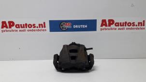 Usagé Etrier de frein (pince) avant droit Audi A4 Avant (B8) 1.8 TFSI 16V Prix € 65,00 Règlement à la marge proposé par AP Autos