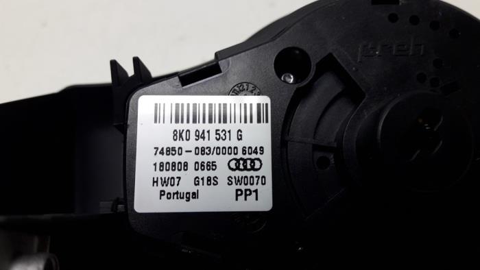 Licht Schalter van een Audi A4 Avant (B8) 1.8 TFSI 16V 2008