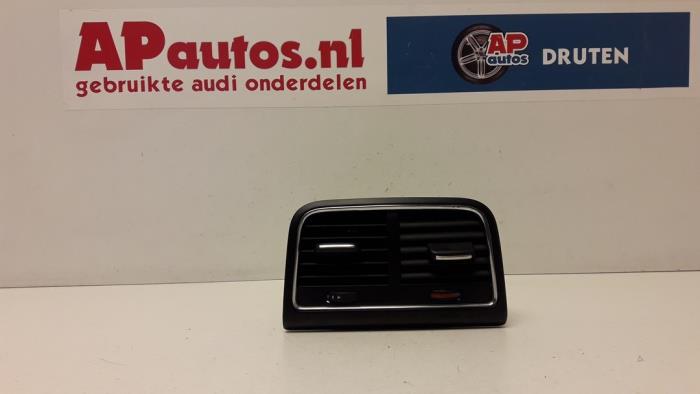 Begagnade Luftraster bak Audi S5 (8T3) S5 4.2 V8 40V Pris € 14,99 Marginaltabell erbjuds av AP Auto's