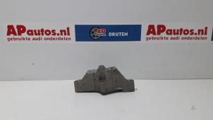 Używane Wspornik silnika Audi A3 (8L1) 1.6 Cena € 25,00 Procedura marży oferowane przez AP Autos