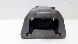 Motorlager van een Audi A3 (8L1) 1.6 2000