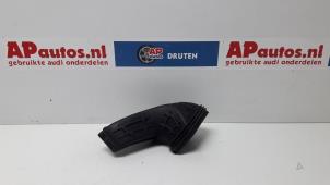 Usados Tubo (varios) Audi A4 Avant (B8) 2.0 TDI 16V Precio € 20,00 Norma de margen ofrecido por AP Autos