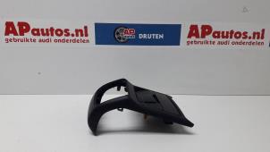 Usagé Cendrier arrière Audi A4 Avant (B8) 1.8 TFSI 16V Prix € 10,00 Règlement à la marge proposé par AP Autos