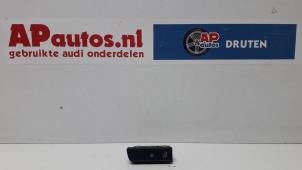 Usados Interruptor de calefactor luneta Audi A1 (8X1/8XK) 1.2 TFSI Precio € 17,50 Norma de margen ofrecido por AP Autos