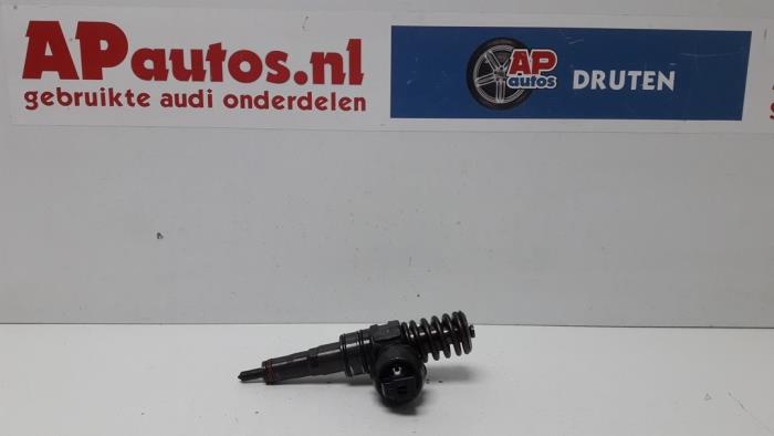 Injecteur (diesel) d'un Audi A3 Sportback (8PA) 2.0 TDI DPF 2007