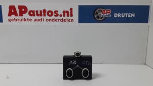 Usados Módulo de cierre centralizado Audi A6 Quattro (C6) 3.0 TDI V6 24V Precio € 24,99 Norma de margen ofrecido por AP Autos