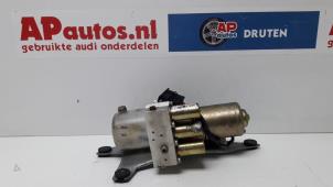 Usados Motor de capota Audi A4 Cabrio (B7) 2.4 V6 30V Precio € 200,00 Norma de margen ofrecido por AP Autos