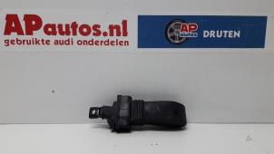 Gebrauchte Türfänger 4-türig links vorne Audi A4 Avant (B8) 2.0 TDI 16V Preis € 20,00 Margenregelung angeboten von AP Autos