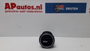 Gebrauchte Luftgitter Armaturenbrett Audi A3 (8P1) 2.0 TDI 16V Preis € 35,00 Margenregelung angeboten von AP Autos
