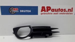 Usagé Plaque de protection feu antibrouillard gauche Audi A3 (8P1) 2.0 TDI 16V Prix € 15,00 Règlement à la marge proposé par AP Autos