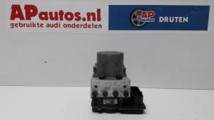 Usados Bomba ABS Audi A4 (B7) 2.0 20V Precio € 200,00 Norma de margen ofrecido por AP Autos