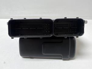 Engine management computer from a Audi A4 Avant (B8) 1.8 TFSI 16V 2008