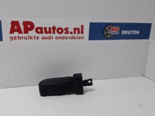 Used Rear door stop 4-door, right Audi Q5 (8RB) 2.0 TFSI 16V Quattro Price € 14,99 Margin scheme offered by AP Autos