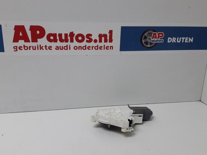 Usados Motor de ventanilla de puerta Audi S6 Avant (C7) 4.0 V8 TFSI Precio € 9,99 Norma de margen ofrecido por AP Auto's