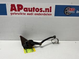 Usados Medidor de altura de xenón Audi A4 Avant (B7) 2.5 TDI V6 24V Precio € 24,99 Norma de margen ofrecido por AP Autos