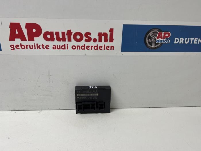 Body control computer Audi A3 Sportback (8PA), 2004 / 2013 1.6 FSI 16V, Hatchback, 4-dr, Petrol, 1.598cc, 85kW (116pk), FWD, BLP, 2004-09 / 2005-12, 8PA (Used)