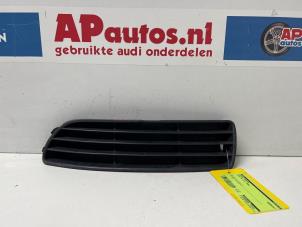Używane Kratka zderzaka Audi A4 (B5) 1.6 Cena € 20,00 Procedura marży oferowane przez AP Autos