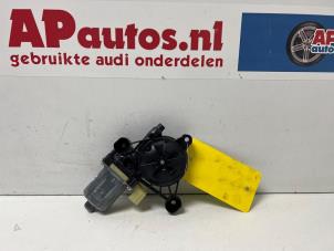 Usados Motor de ventanilla de puerta Audi A3 Sportback Quattro (8PA) 3.2 V6 24V Precio € 19,99 Norma de margen ofrecido por AP Autos