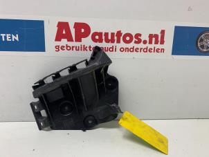 Used Rear bumper bracket, left Audi A3 Sportback (8PA) 1.6 Price € 19,99 Margin scheme offered by AP Autos