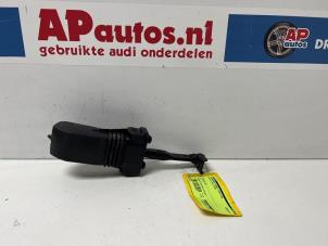 Gebrauchte Türfänger 4-türig links vorne Audi A3 Sportback (8VA/8VF) 1.0 30 TFSI 12V Preis € 14,99 Margenregelung angeboten von AP Autos