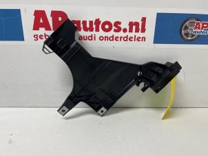 Neuf Cadre phare gauche Audi A4 Avant (B8) 1.8 TFSI 16V Quattro Prix € 24,19 Prix TTC proposé par AP Autos
