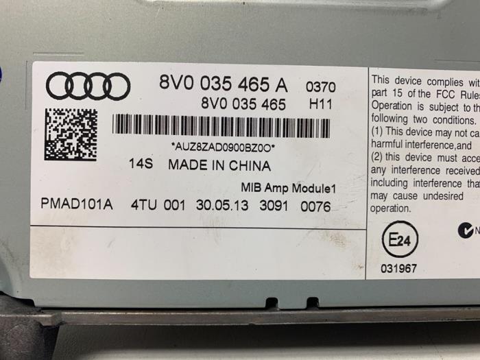 Amplificador de radio de un Audi A3 Sportback (8VA/8VF) 1.4 TFSI 16V 2013