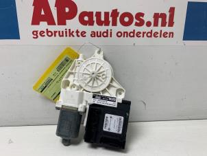 Usados Motor de ventanilla de puerta Audi A3 Sportback (8PA) 2.0 FSI 16V Precio € 19,99 Norma de margen ofrecido por AP Autos