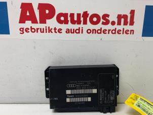 Usagé Module confort Audi A4 Avant (B6) 2.4 V6 30V Prix € 74,99 Règlement à la marge proposé par AP Autos
