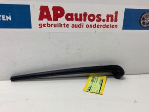 Used Rear wiper arm Audi A4 Avant (B6) 2.4 V6 30V Price € 9,99 Margin scheme offered by AP Autos