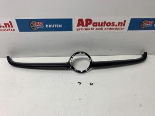 Used Grille strip Opel Corsa E 1.0 SIDI Turbo 12V Price € 49,99 Margin scheme offered by AP Autos